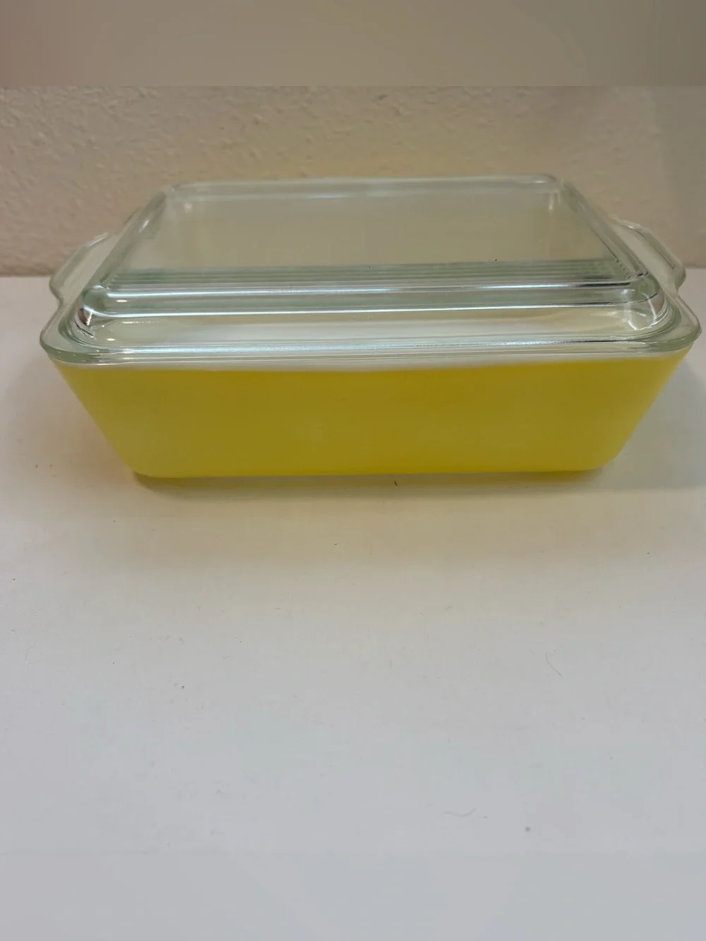 Vintage Pyrex dish with lid